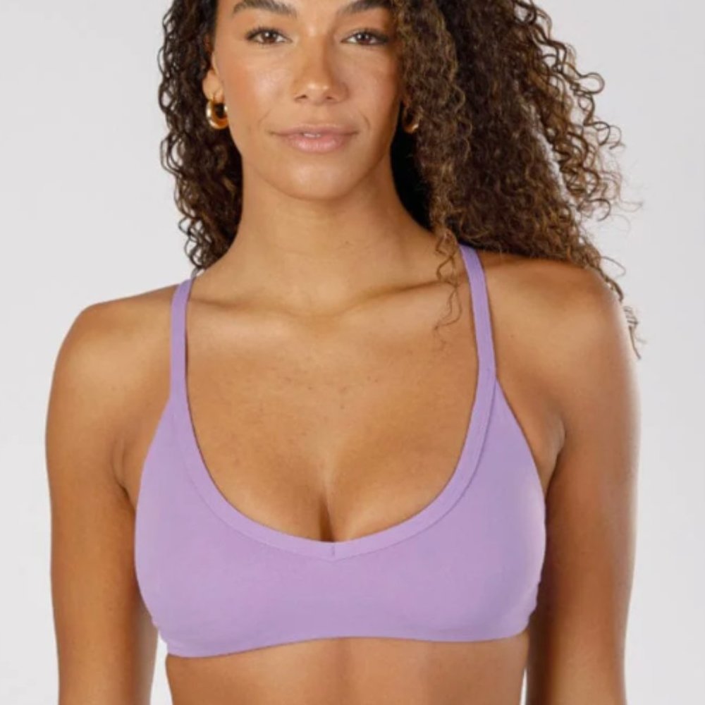 NWT Medium Paragon RecStretch DesB Everywhere Bralette Ultra Violet